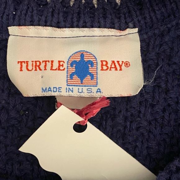 Vintage, Gorgeous Blue Turtle Bay Sweater w/ Crocheted neckline, Made in USA - Picture 8 of 10